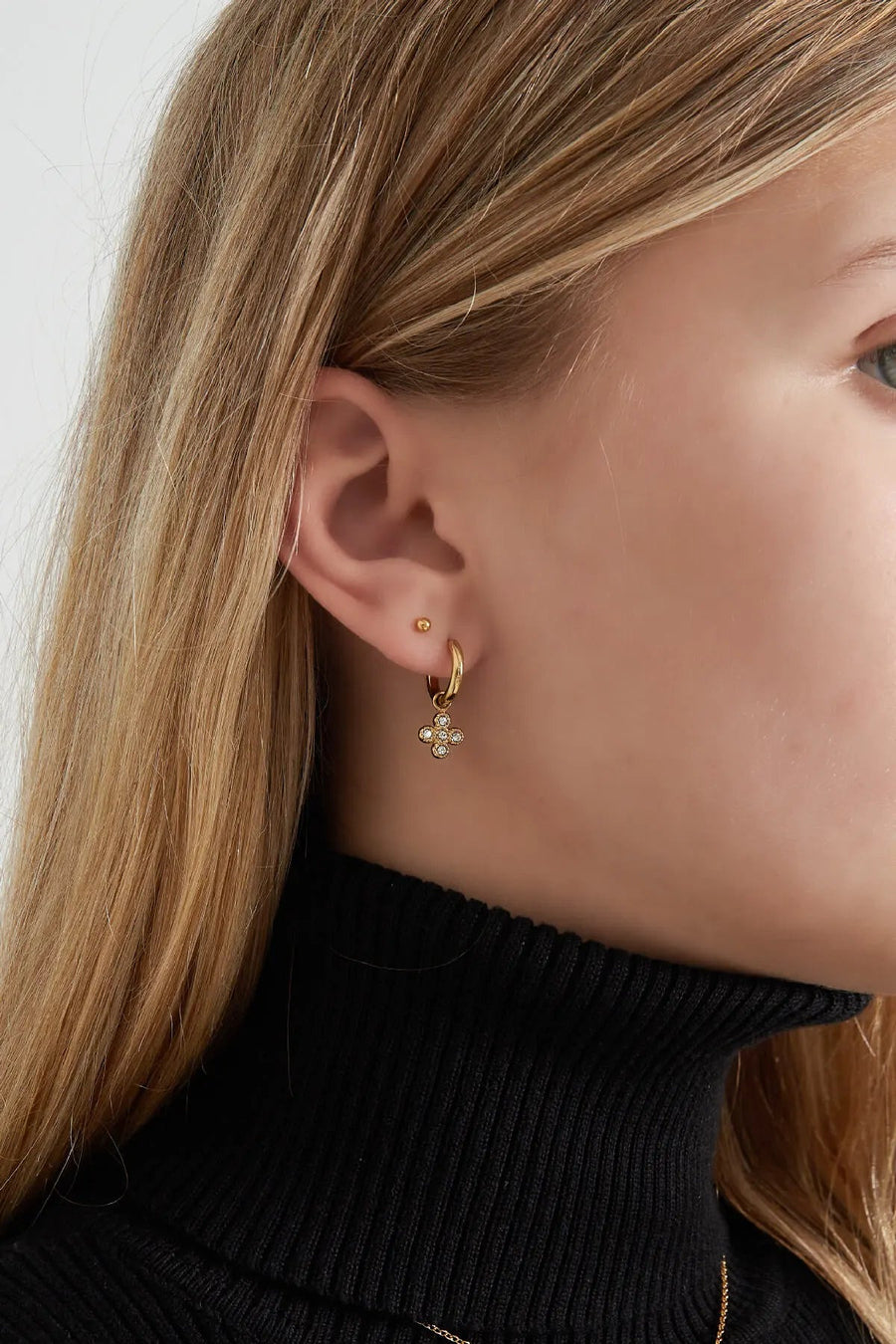 Yasèmia l Semiha Clover Hoop Earrings - 18K Gold - plated Stainless Steel & Zircons - Yasèmia