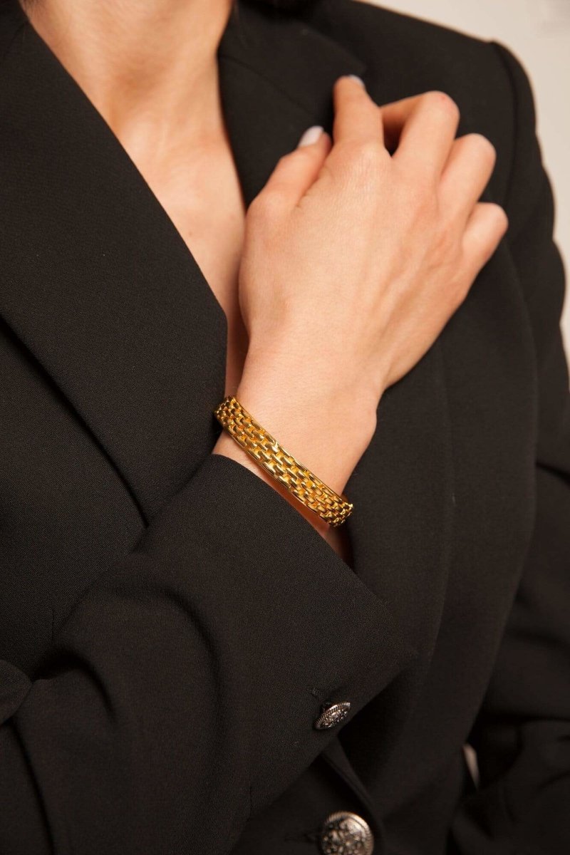 Julie Bangle Bracelet - Gold Plated Bronze - Yasèmia
