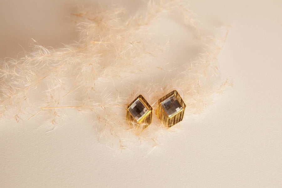 Kaira Stud Earrings - Gold Plated Bronze - Yasèmia